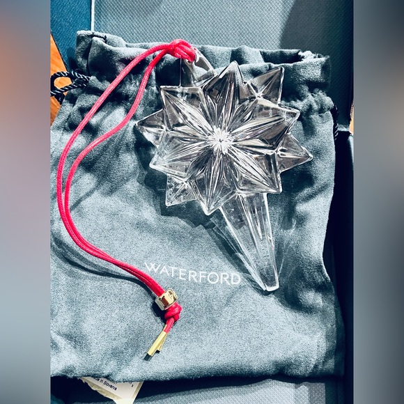 ✨ Waterford Crystal 2024 Annual Origami Cross Ornament, NEW IN BOX ✨ - Picture 15 of 16